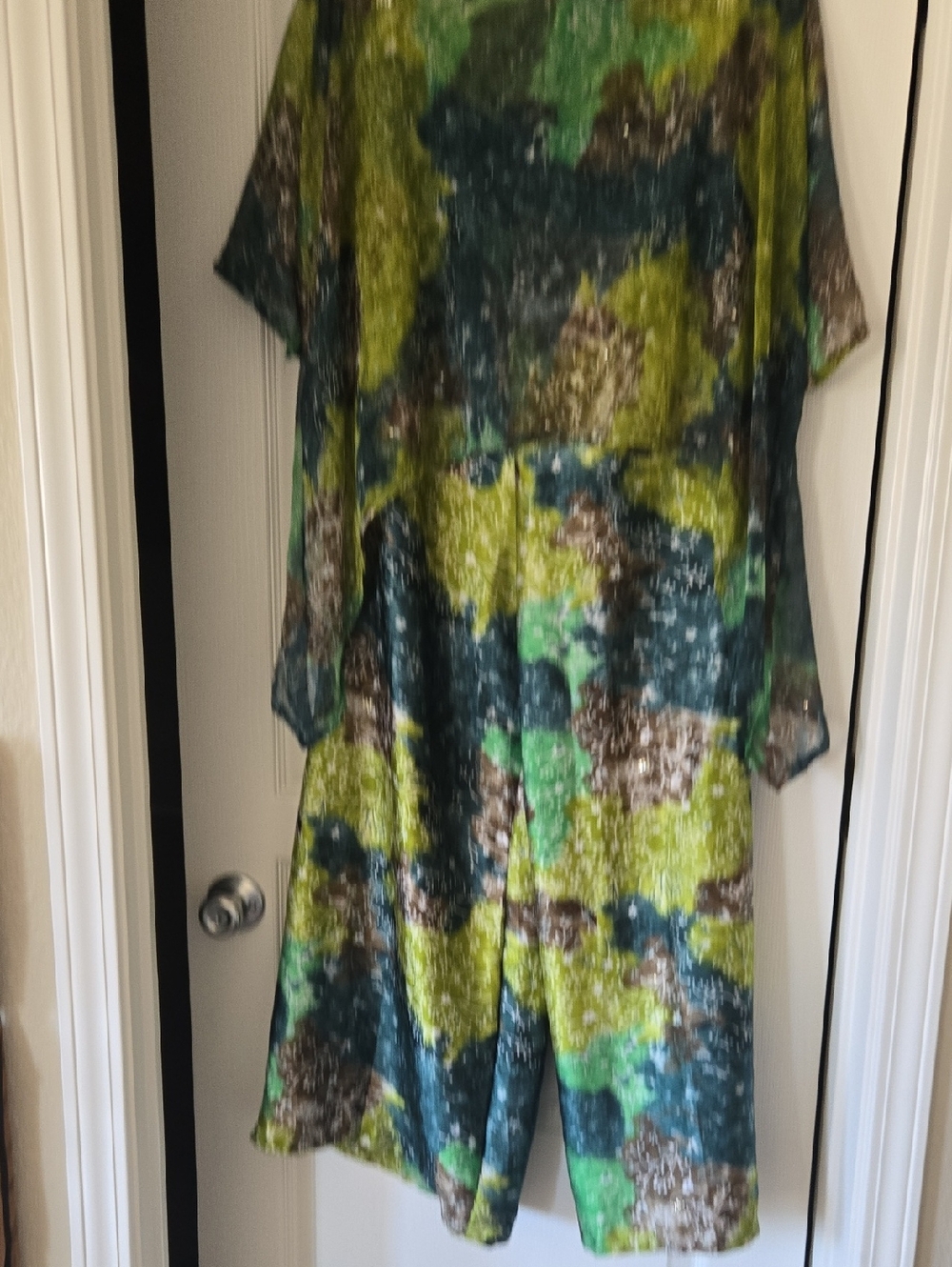 Abstract Green Multi-Tone Wide-Leg Pantsuit